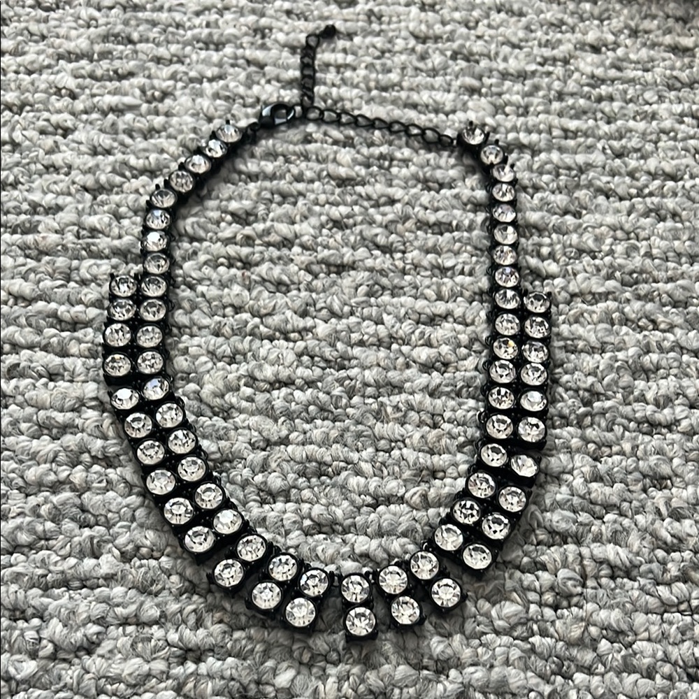 Elegant Black and Silver Necklace